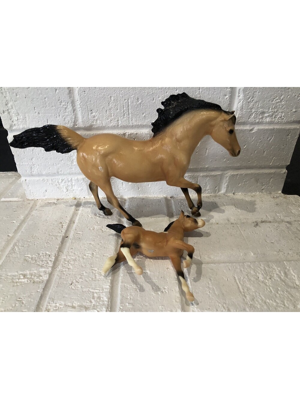 Breyer Horse, Spirit Collection Kiger Mustang &foal [COPY]
